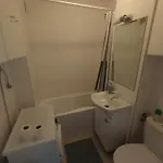 Saska Kepa! 3 Pokojowy Prywatny Apartament, Bezplatny Parking, Wifi, Centrum I Stadion 15min - Self Check In Apartment *