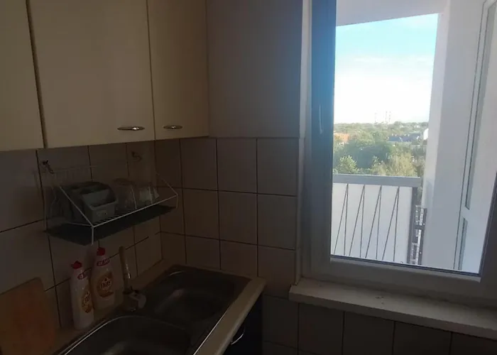 Saska Kepa! 3 Pokojowy Prywatny Apartament, Bezplatny Parking, Wifi, Centrum I Stadion 15min - Self Check In Apartman Varsó